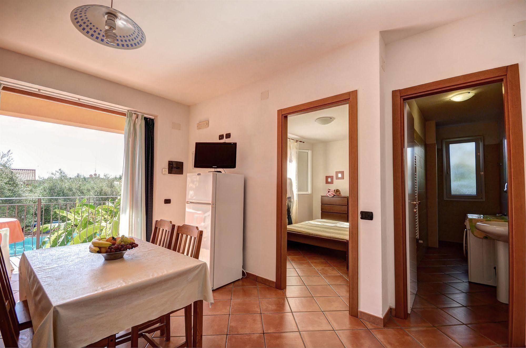 مارينا دي كاميروتا Residence Villa Andrea المظهر الخارجي الصورة