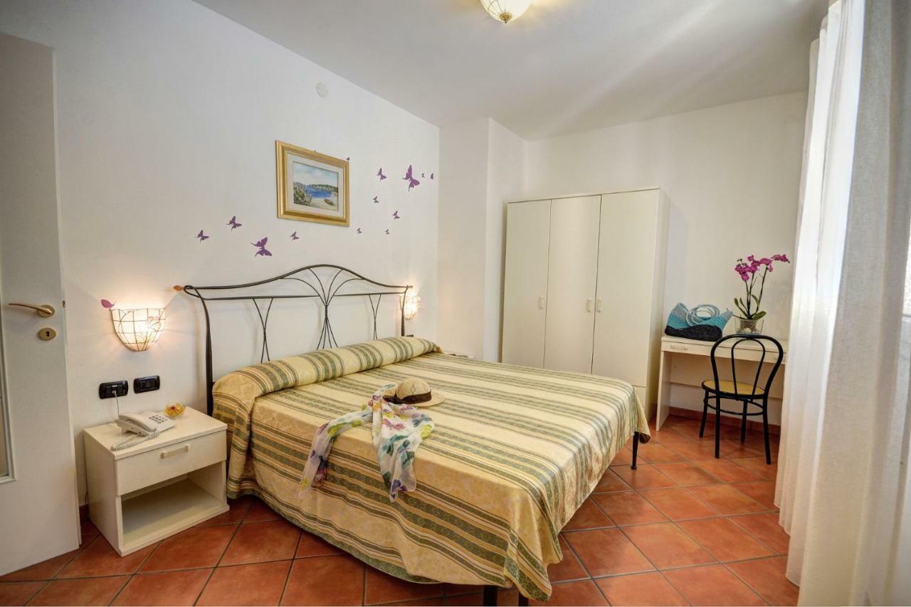 مارينا دي كاميروتا Residence Villa Andrea المظهر الخارجي الصورة